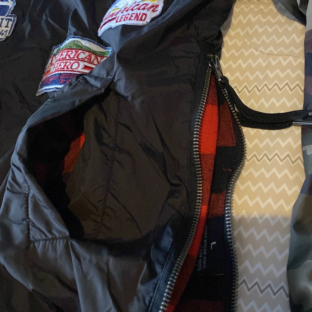 Copper Rivet windbreaker pullover jacket with patches - Picture 8 of 16